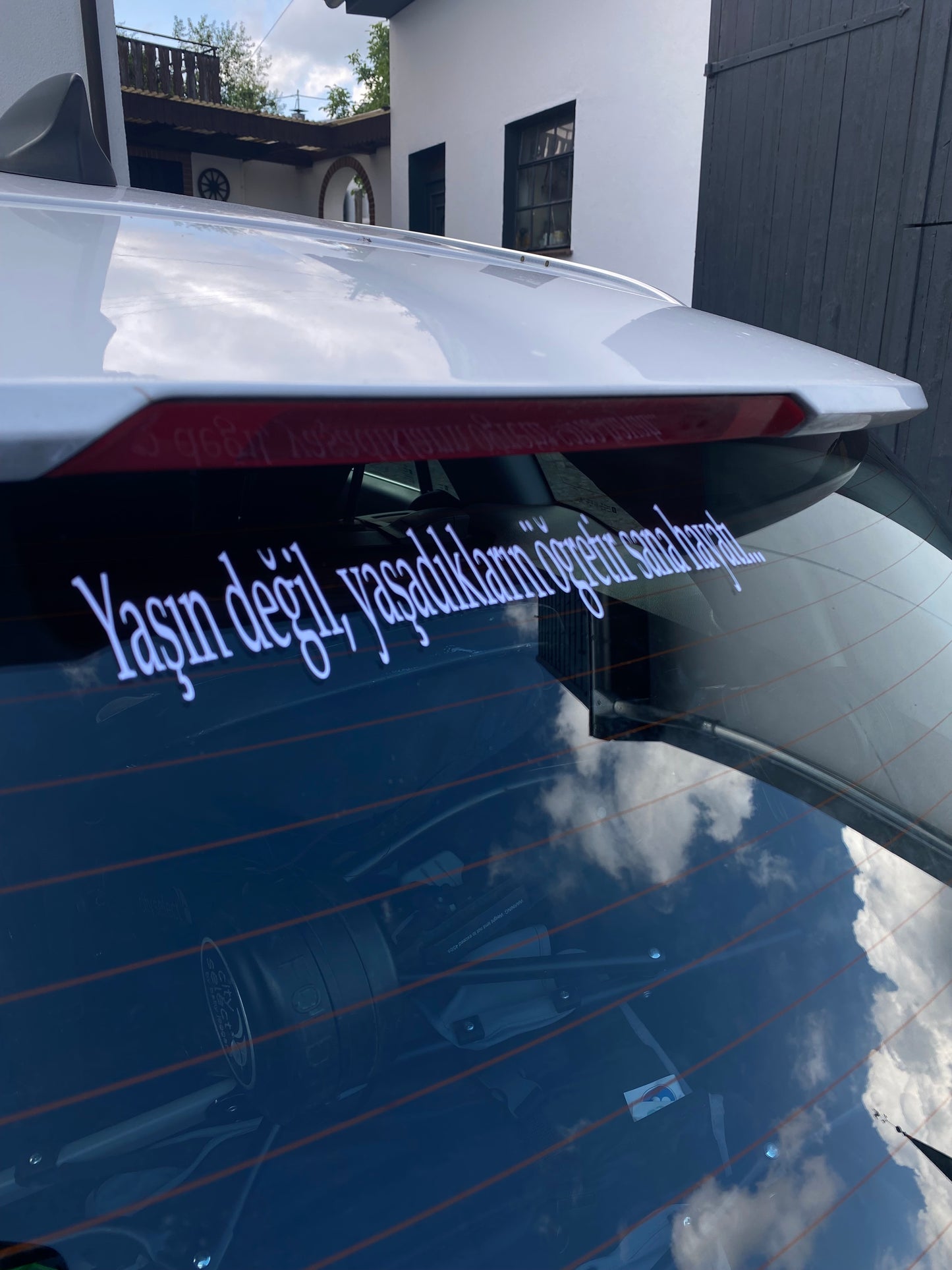 YASIN DEGIL, YASADIKLARIN ÖGRETIR SANA HYATI... (3cmx17cm) - carstickz